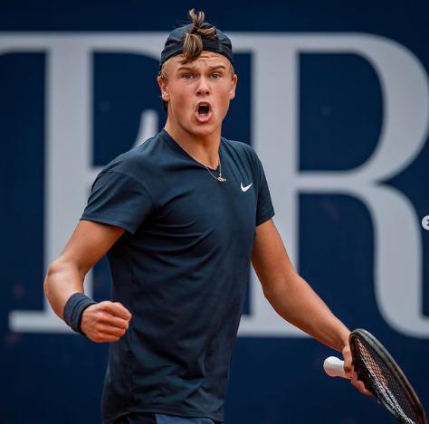 具宽度的4 具宽度的4